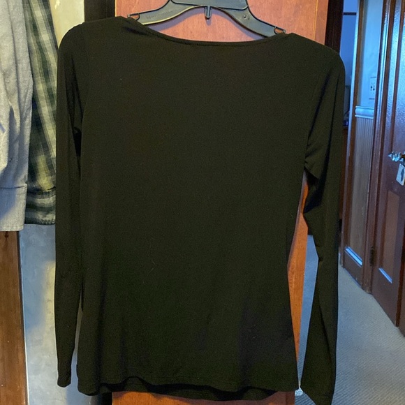 Daisy fuentes Black XS Twisted Tip 15”W x 24”L - Picture 4 of 7